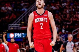 火箭裁掉中锋兰代尔