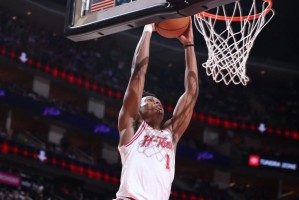 九游9GAME-还命中了两记长距离中投，火箭后场新星在进攻端的存在感有所提升