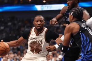 九游娱乐-独行侠123-115勇士遭4坏消息！库明加伤势麻烦，库里波杰问题明显|金州勇士队|乔纳森·库明加|斯蒂芬·库里|达拉斯独行侠队|nba_新浪体育_新浪新闻