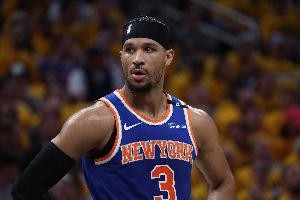 九游9GAME-美媒：快船可考虑交易来约什-哈特 他防守好&amp;能填补老将阵容空缺