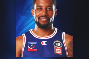 📸阿德莱德36人官宣：五届联赛MVP科顿加盟，与球队签约三年